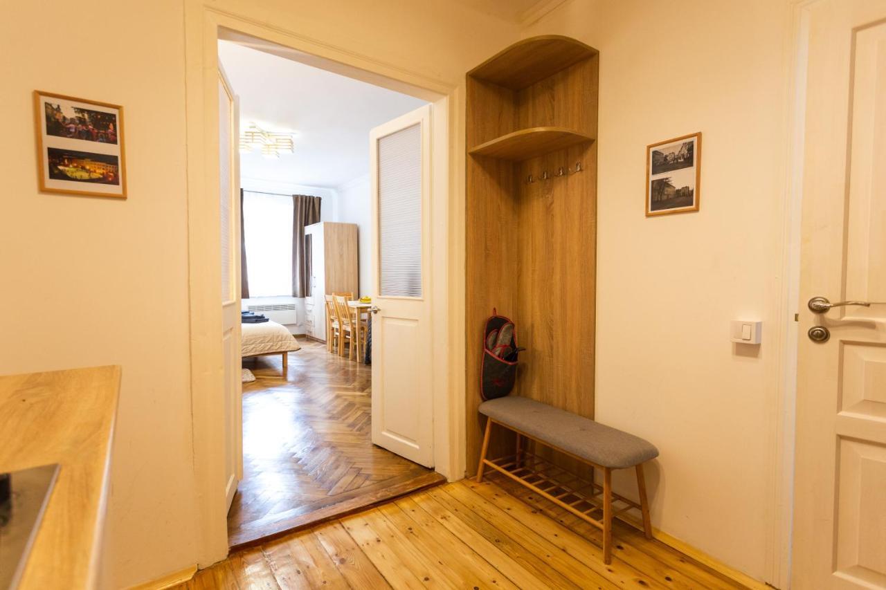 Peaceful Studio On Rynok Square Lviv Luaran gambar