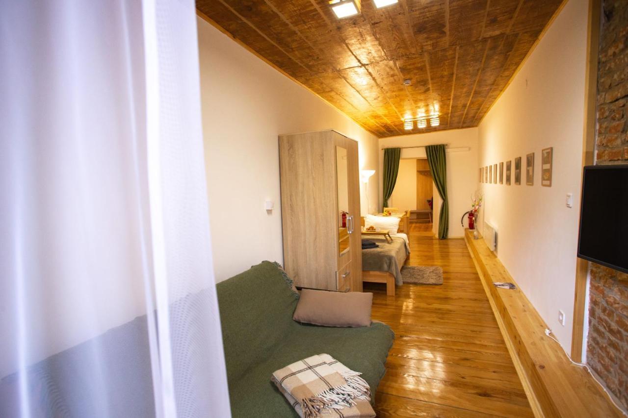 Peaceful Studio On Rynok Square Lviv Luaran gambar