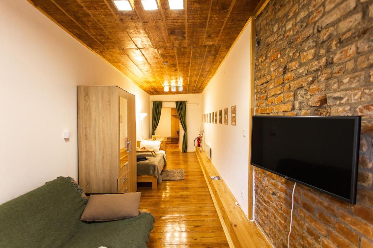 Peaceful Studio On Rynok Square Lviv Luaran gambar